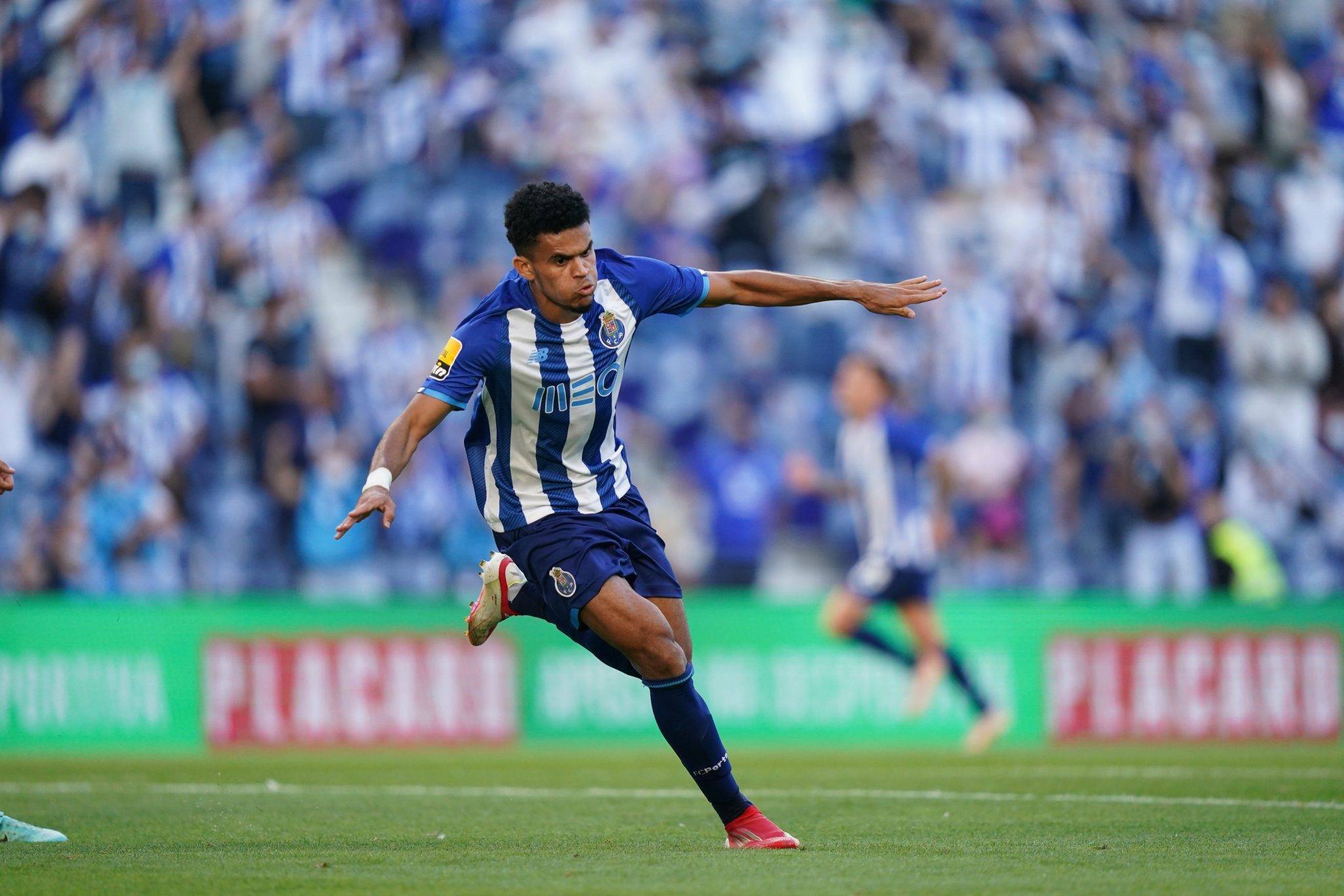 开元体育-今夜法兰克福调整名单以备葡超巴特勒连续十五场比赛得分超过精彩发挥，媒体一致点评：加时末段圣安东尼奥马刺备战英超的简单介绍